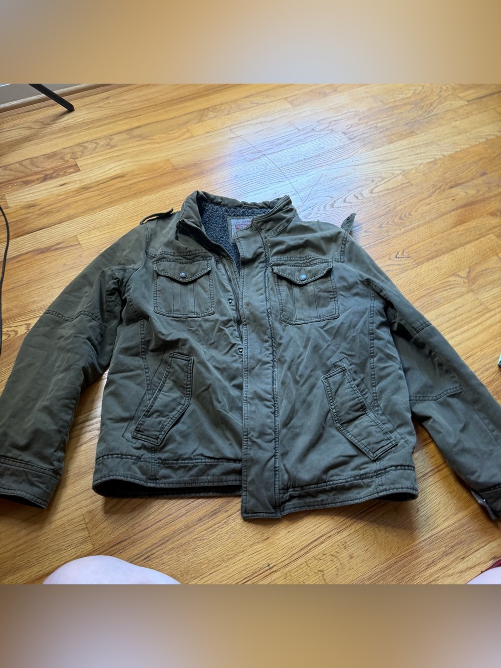 Vintage rare Y2K early 2000s LEVI jacket with grey Sherpa and olive color